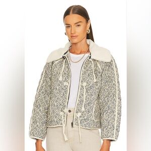 The Great - Reversible Quilted Puffer Jacket in Feather Grass Block